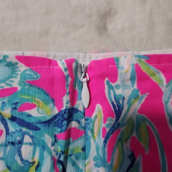 lilly pulitzer skirt Lobsters In Love Print Lined READ SIZE 4 - Picture 3 of 8